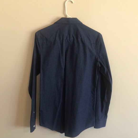 Calvin Klein button down - Picture 4 of 4